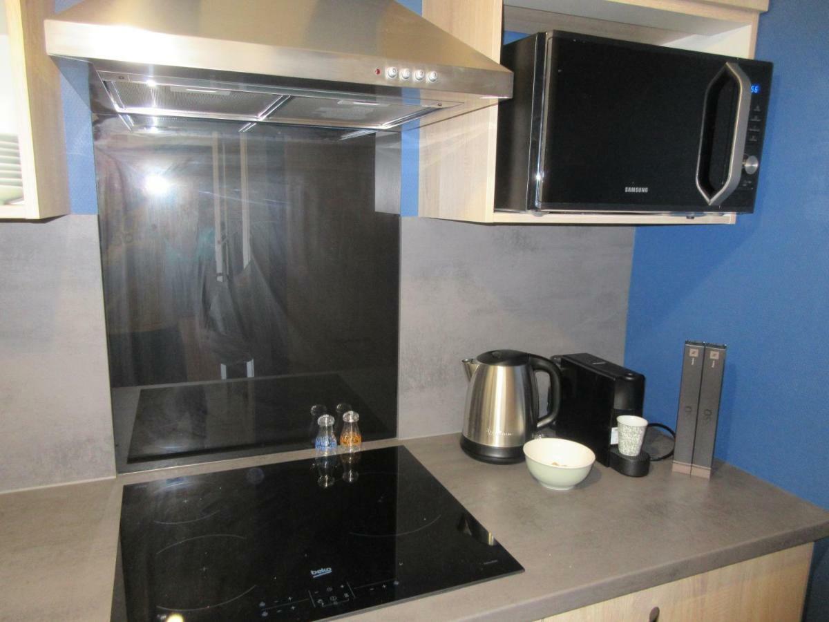 Apartamento Préférence - Hypercentre avec parking privé gratuit et lit Queen size Poitiers Exterior foto